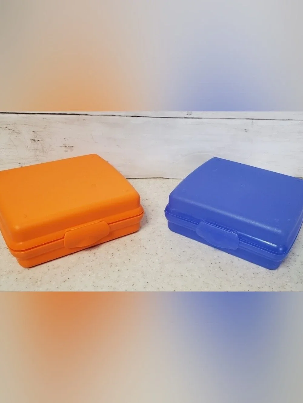 Retired Tupperware Sandwich Keepers Set 2 Blue Orange Lunch Box Containers 5 Inc
